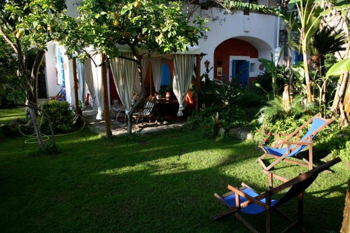Dimora Coloniale B&B Forio di Ischia エクステリア 写真